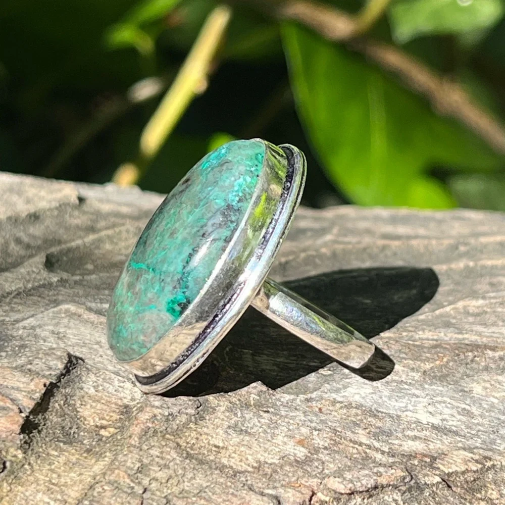 Size 9.5 925‎ silver plated Chrysocolla ring oval shape